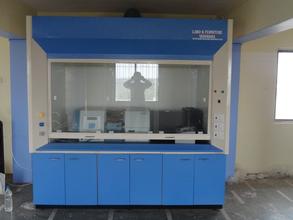 Laboratory Fume Hood 